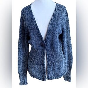 NORTHSTYLE Blue Paisley Single Snap Cardigan Sweater In A Washed Denim Small